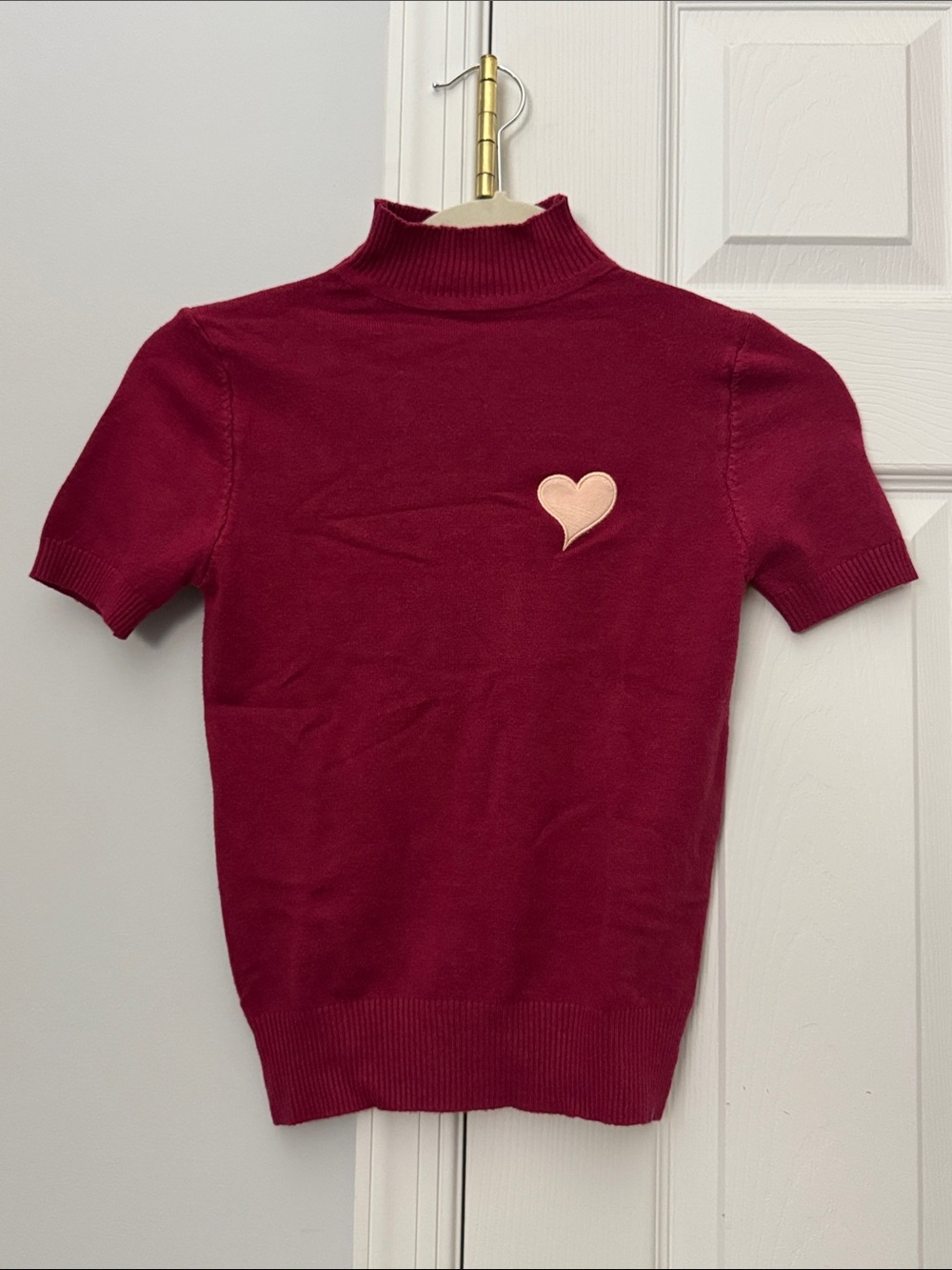 Short-Sleeve Mock Neck Sweater with Heart Patch - Wine